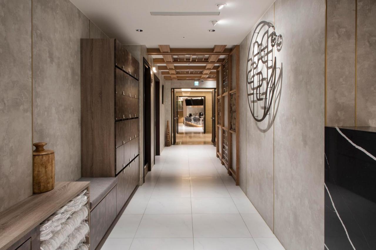 Darlon Hotel Hsinchu stad Exteriör bild