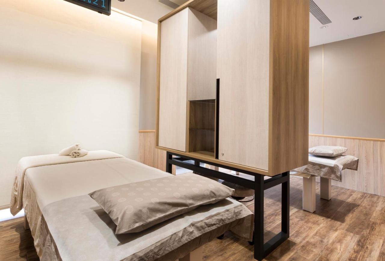 Darlon Hotel Hsinchu stad Exteriör bild